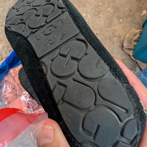 UGG Genoa Moccasin Shoes Women's 6 Black Suede Shearling Driving Loafer Slippers - Picture 9 of 10